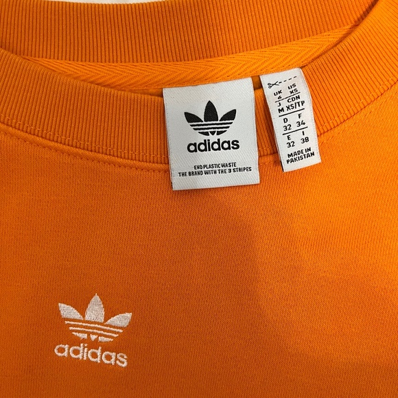 Nike Women's Crewneck - Picture 2 of 2